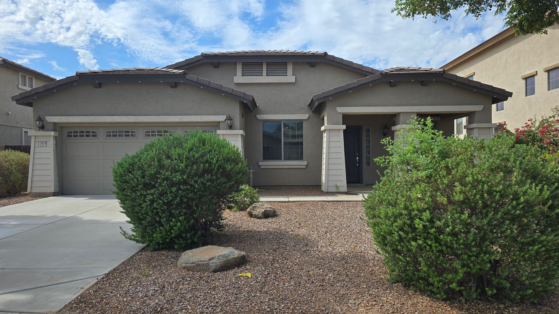 Avondale House: 13505 W Catalina Dr