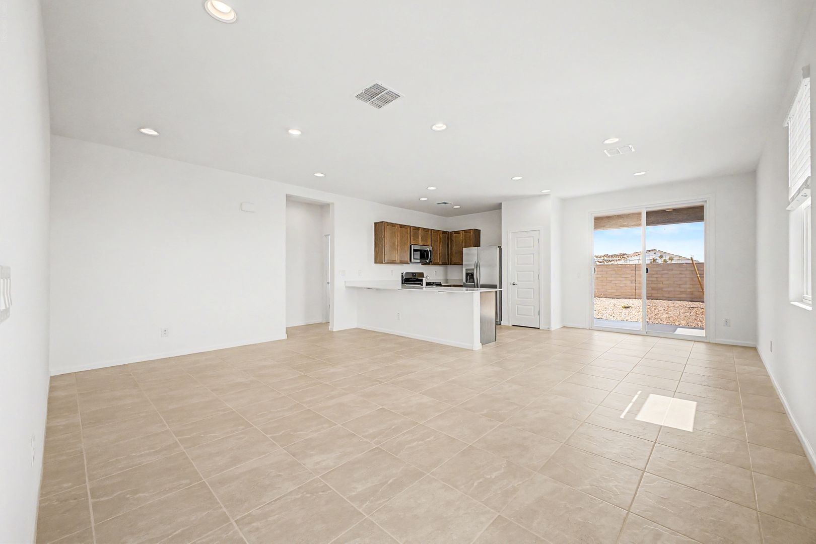 18732 W Maplewood Dr, Goodyear, AZ 85338 photo 6