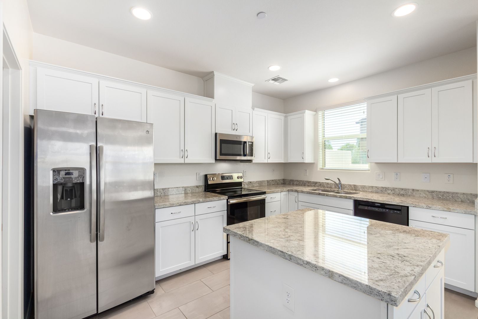 14870 W Encanto Blvd Unit 1022, Goodyear, AZ 85395 photo 13