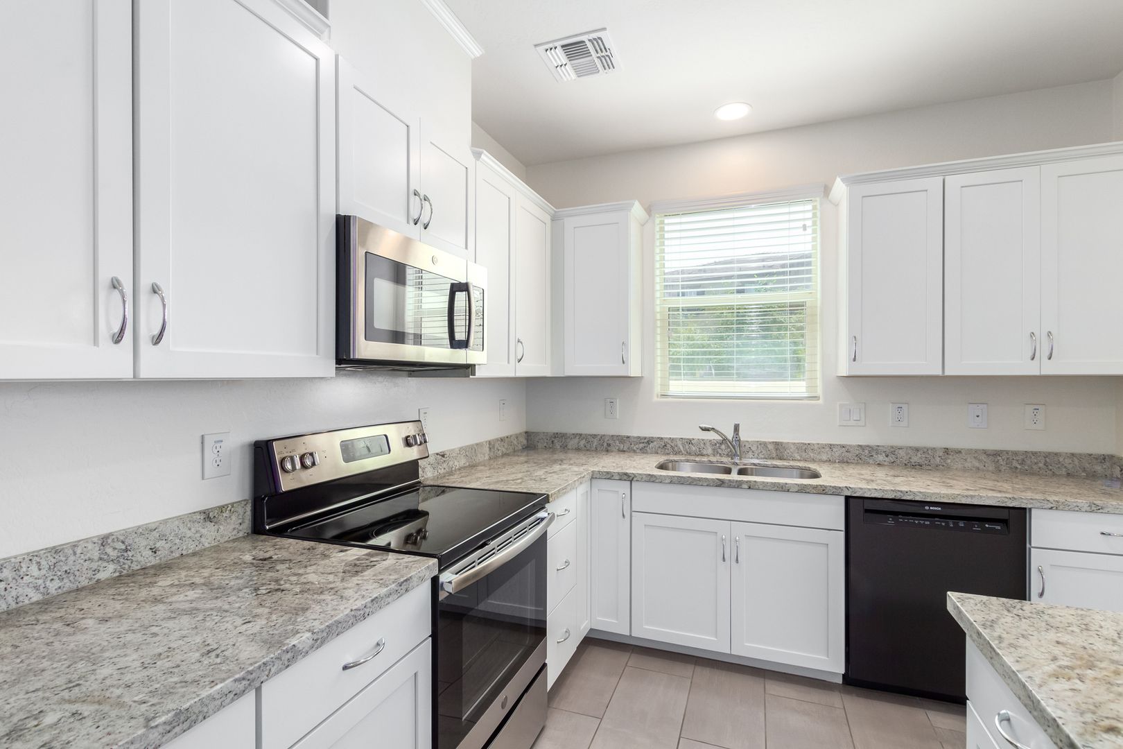 14870 W Encanto Blvd Unit 1022, Goodyear, AZ 85395 photo 14
