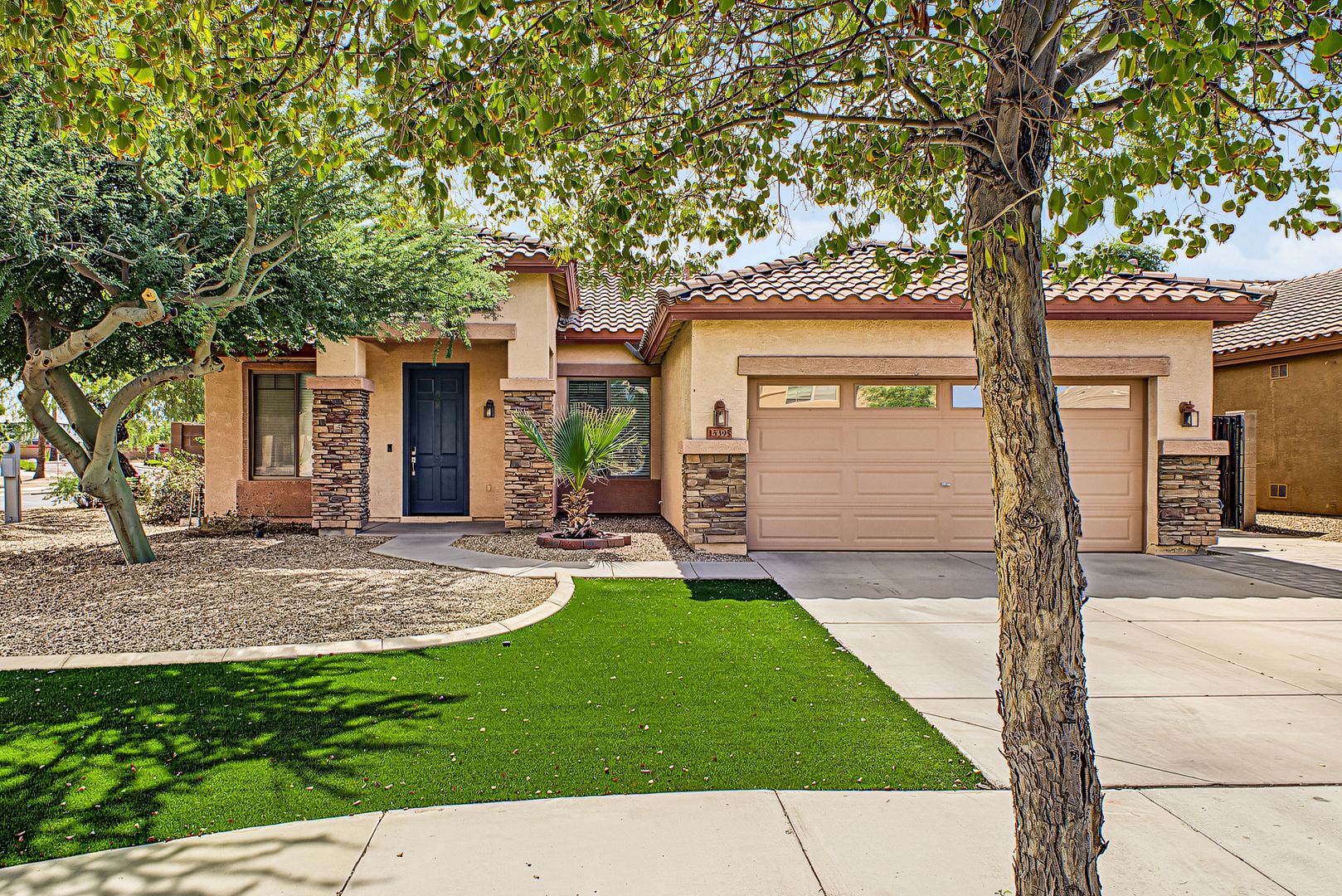 15395 W Jackson St, Goodyear, AZ 85338 photo 2
