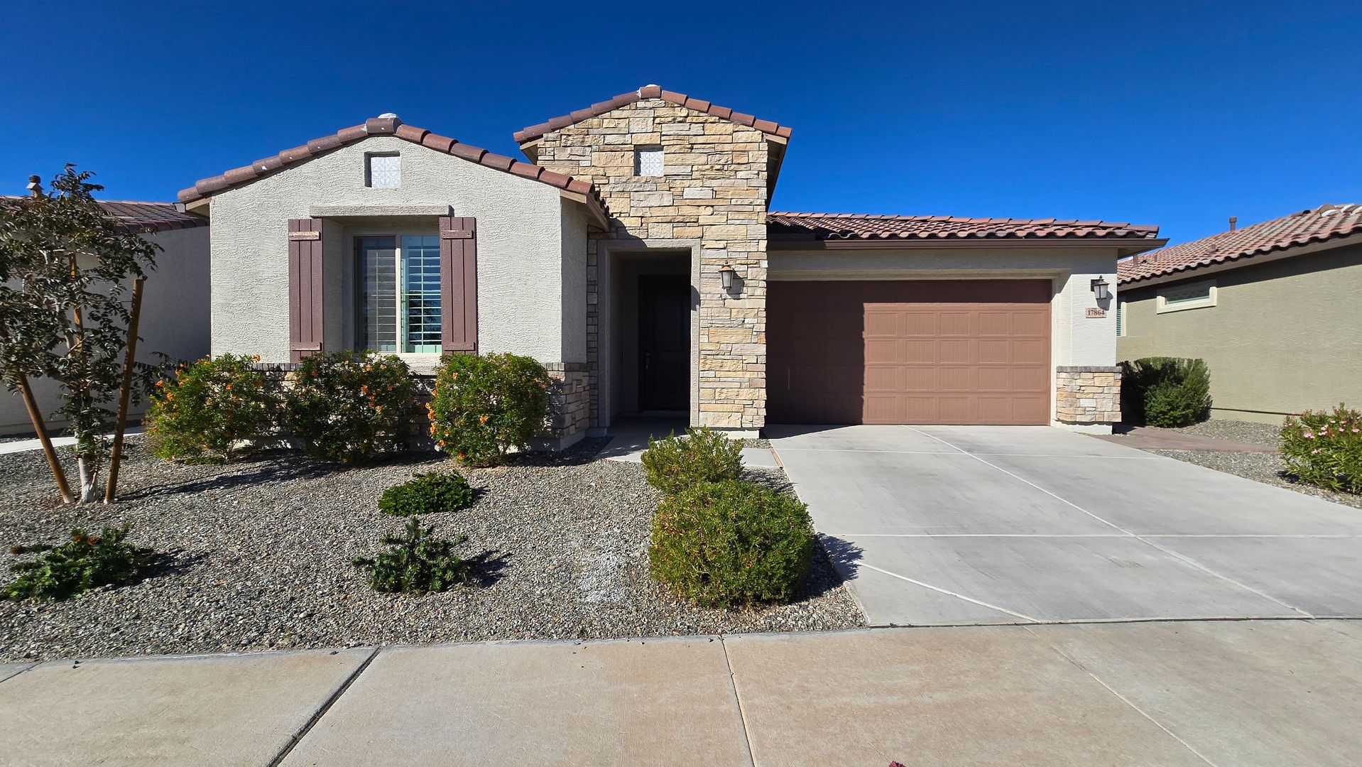 Goodyear House: 17864 W Thistle Landing Dr