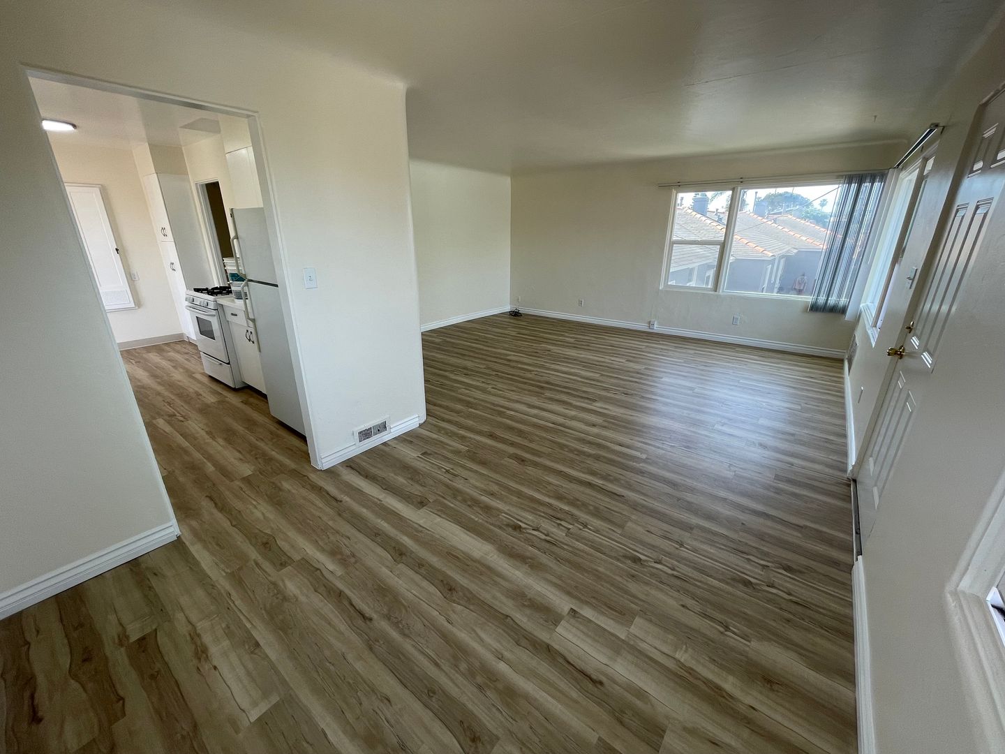 SAN DIEGO Apartment: 4978-84 CAPE MAY AVENUE