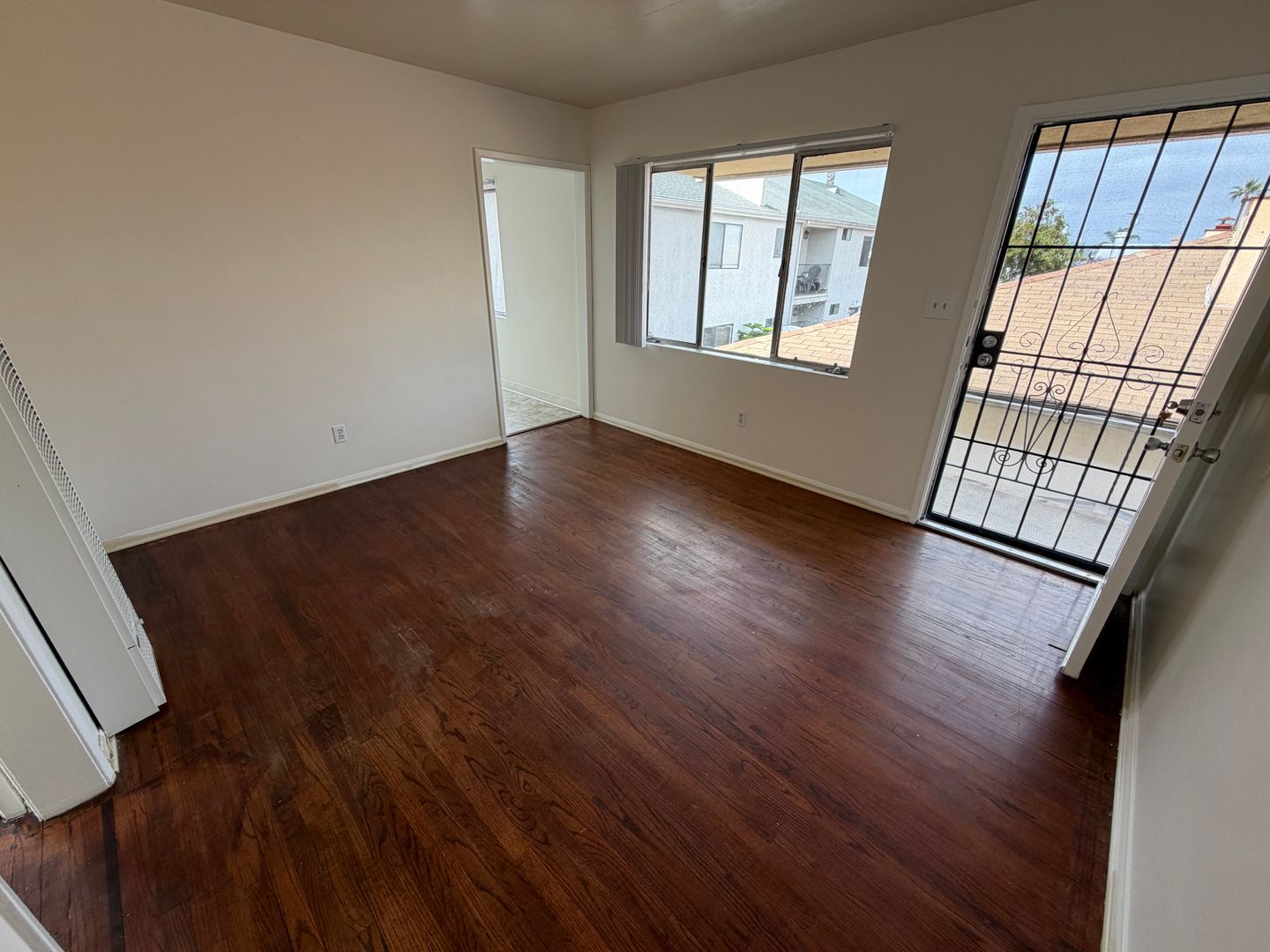 SAN DIEGO Apartment: 4365-71 OREGON