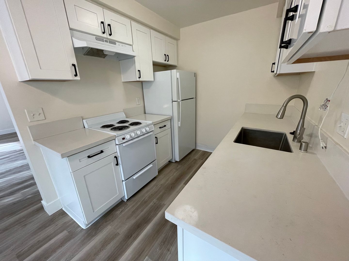 SAN DIEGO Apartment: 4836 CAPE MAY AVENUE #1-8