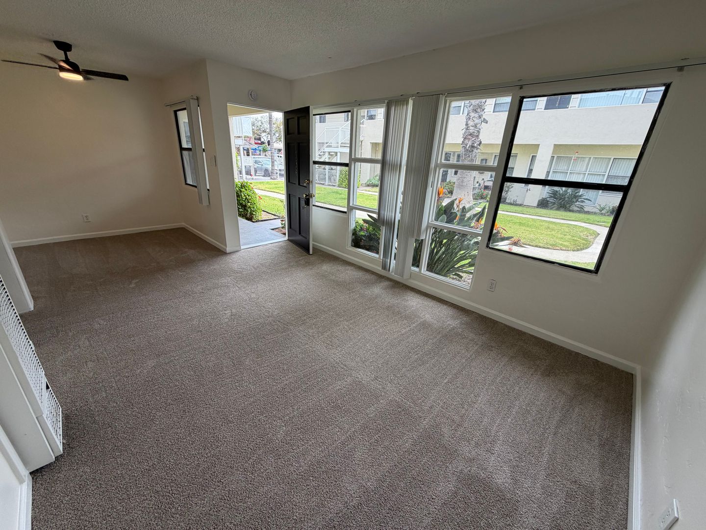 SAN DIEGO Apartment: 1518-1540 ROSECRANS & 3015-3025 INGELOW STREET