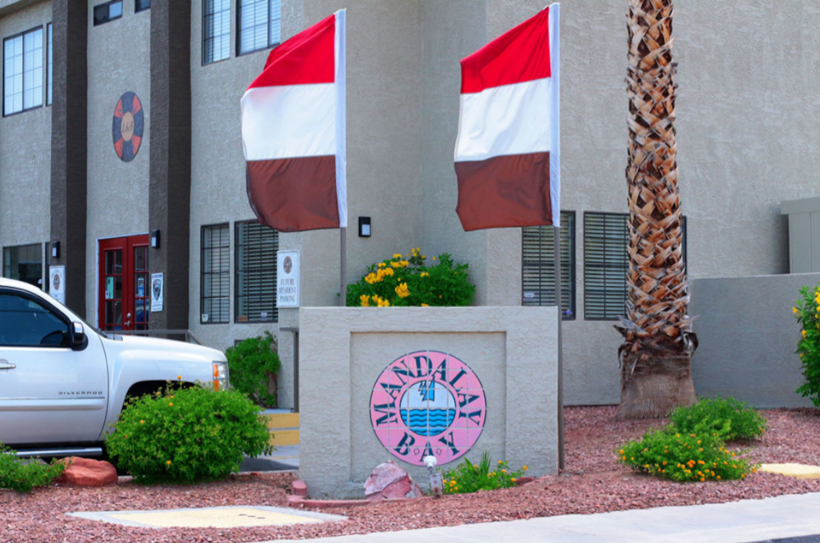 Las Vegas Apartment: 6650 S. Sandhill Road