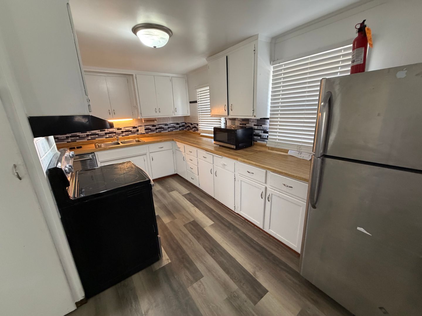 Rochester House: 1006 3rd Ave SE