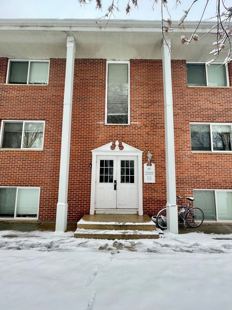 Rochester Apartment: 417-423 27th ST NE