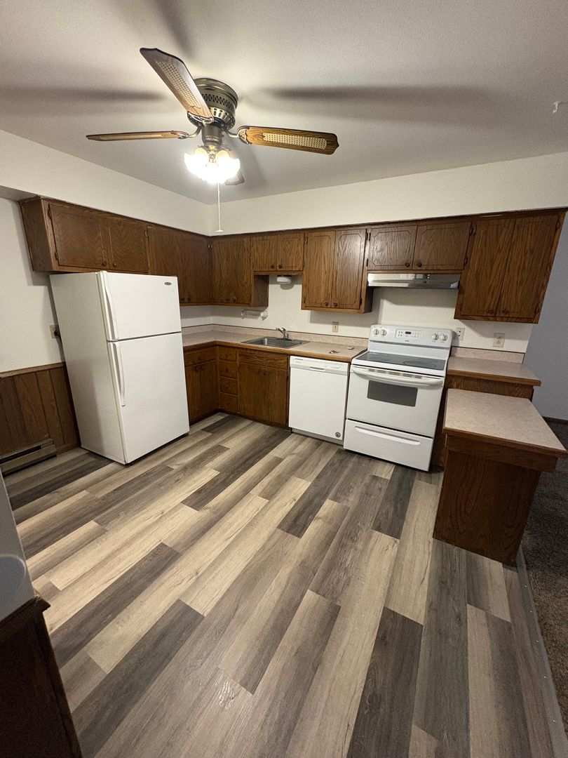 Clearwater Apartment: 1120 Porter St