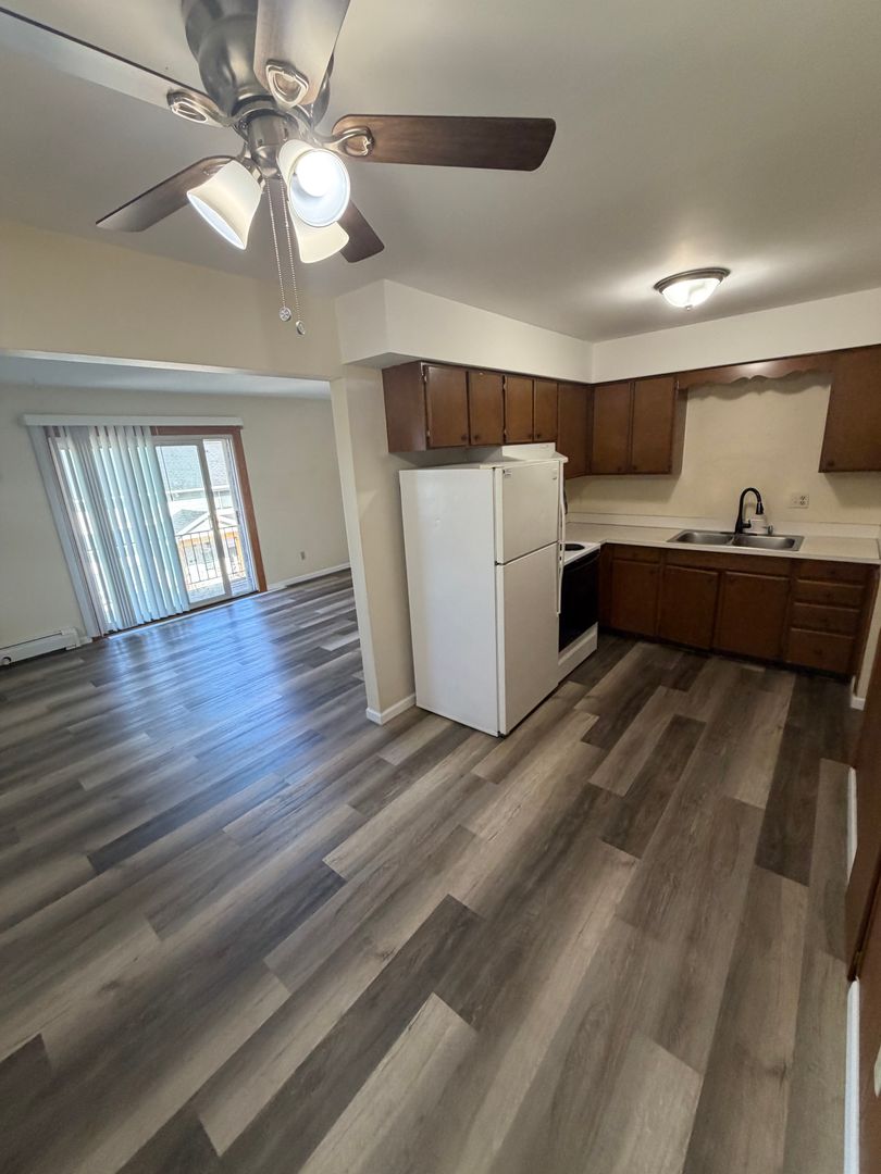 Rochester Apartment: 1860 20th St NW