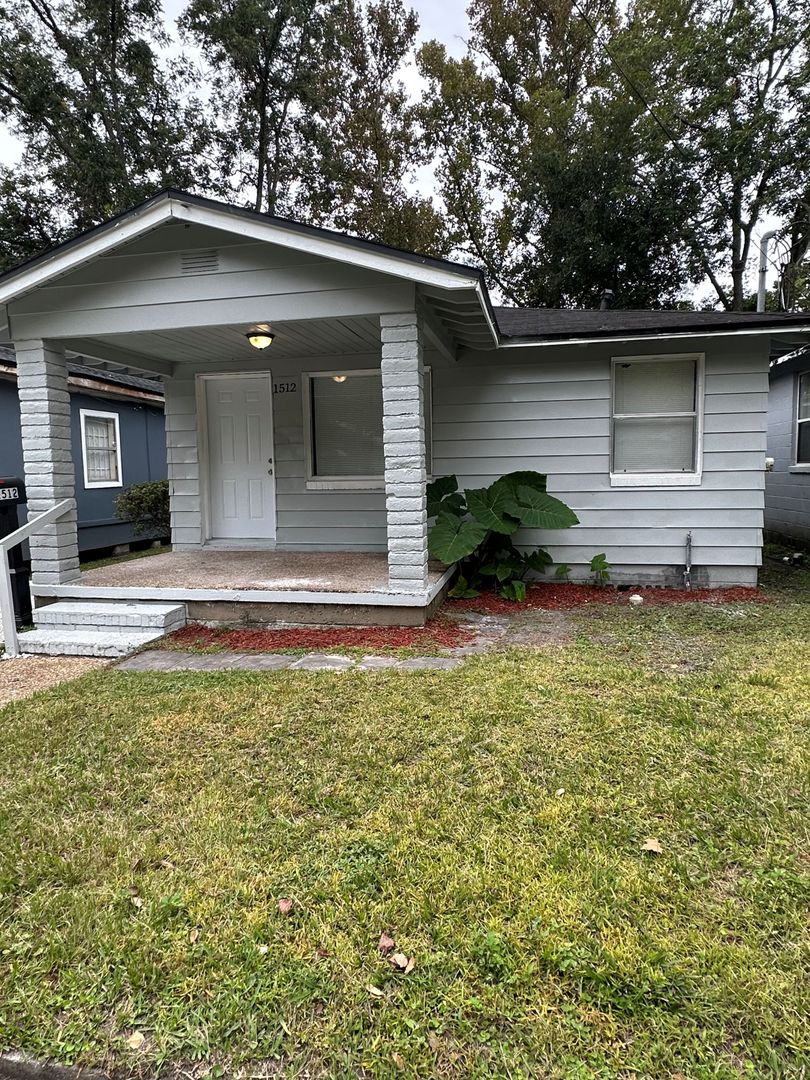 Jacksonville House: 1512 W 23rd Street