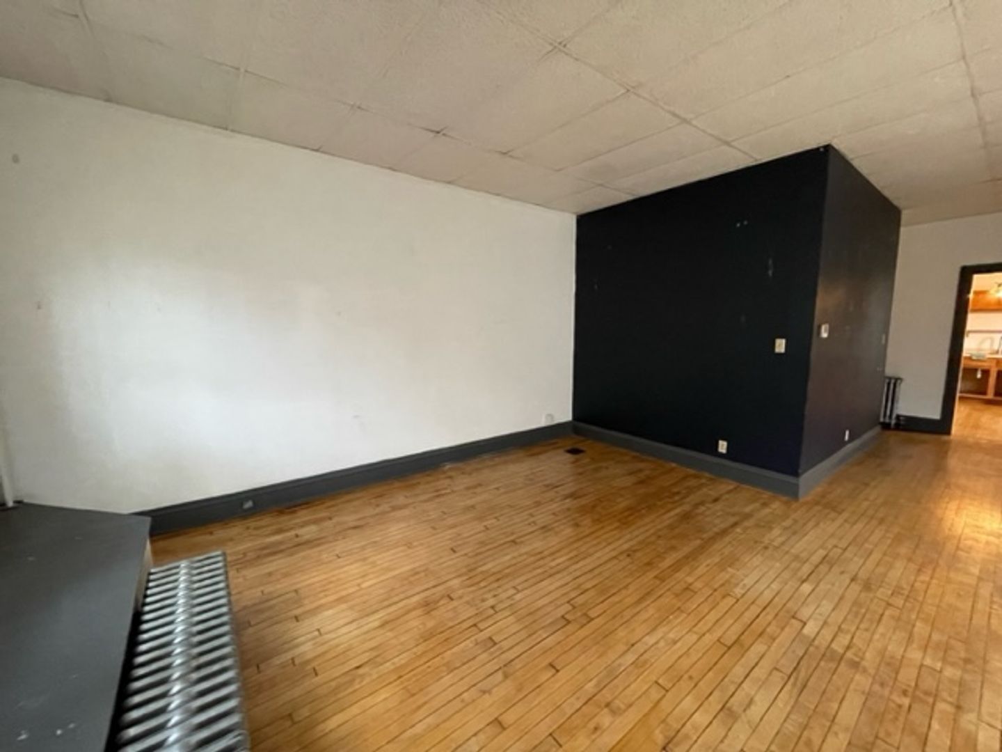 Milwaukee Apartment: 2800 N Fratney St