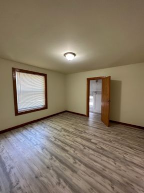 2 Bedroom Upper Unit! – photo 1
