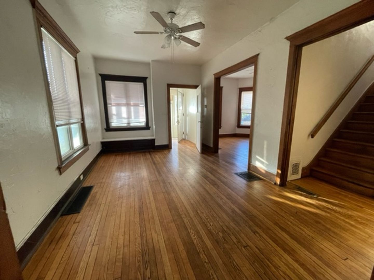 Milwaukee House: 2574 N Oakland Ave