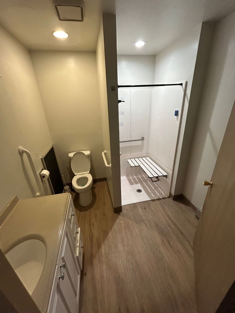 Kewaskum Apartment: 1038 Fond du Lac Ave