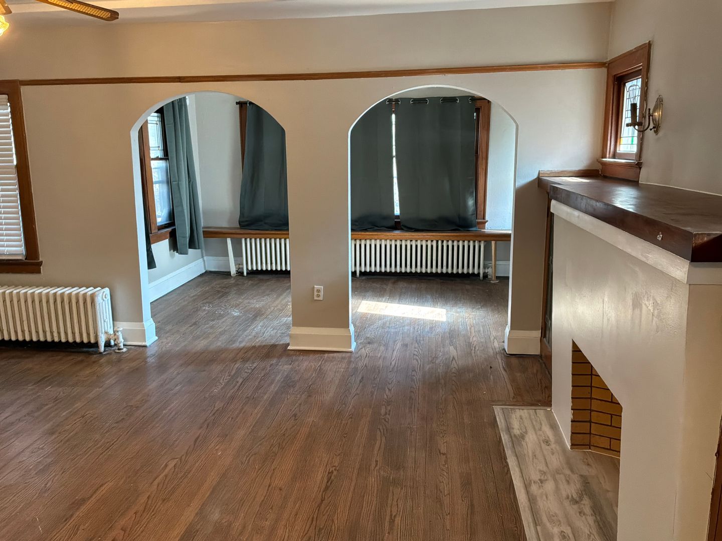 Milwaukee Apartment: 2445 N 50th St