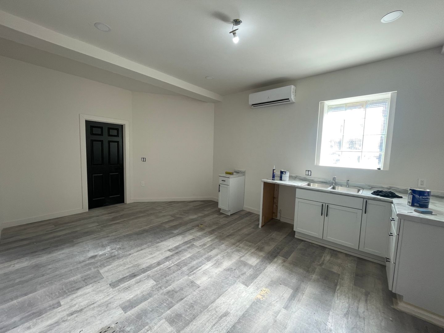 Milwaukee Apartment: 4630 W North Ave