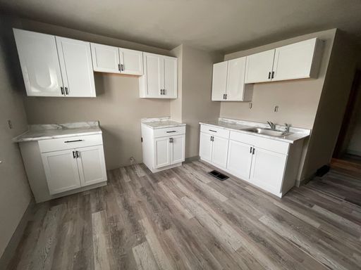 Charming 3-Bedroom Family Home with Modern Facelift! – photo 1