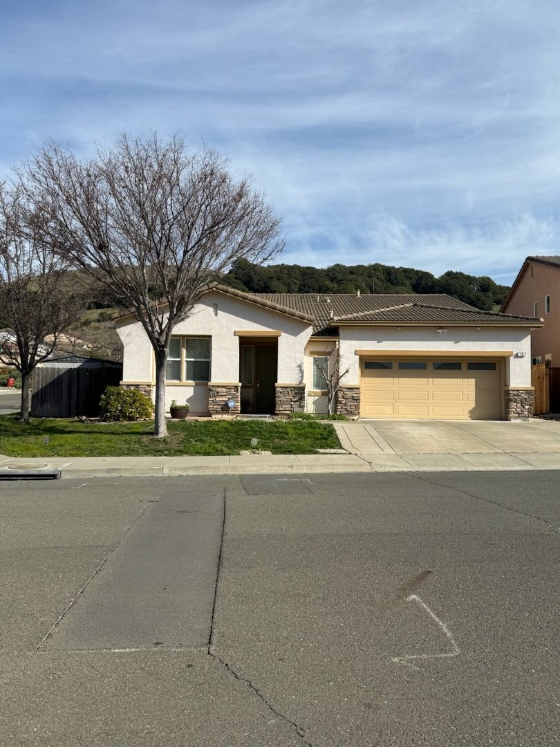 American Canyon House: 10 Tolentino Dr.