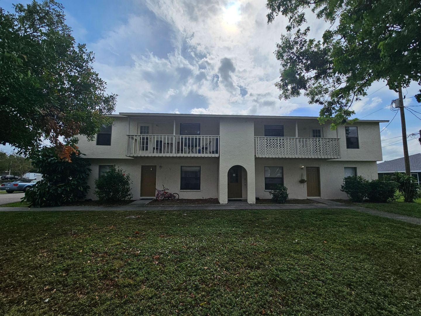 Cape Coral Apartment: 622-626 SE 13th Ct.