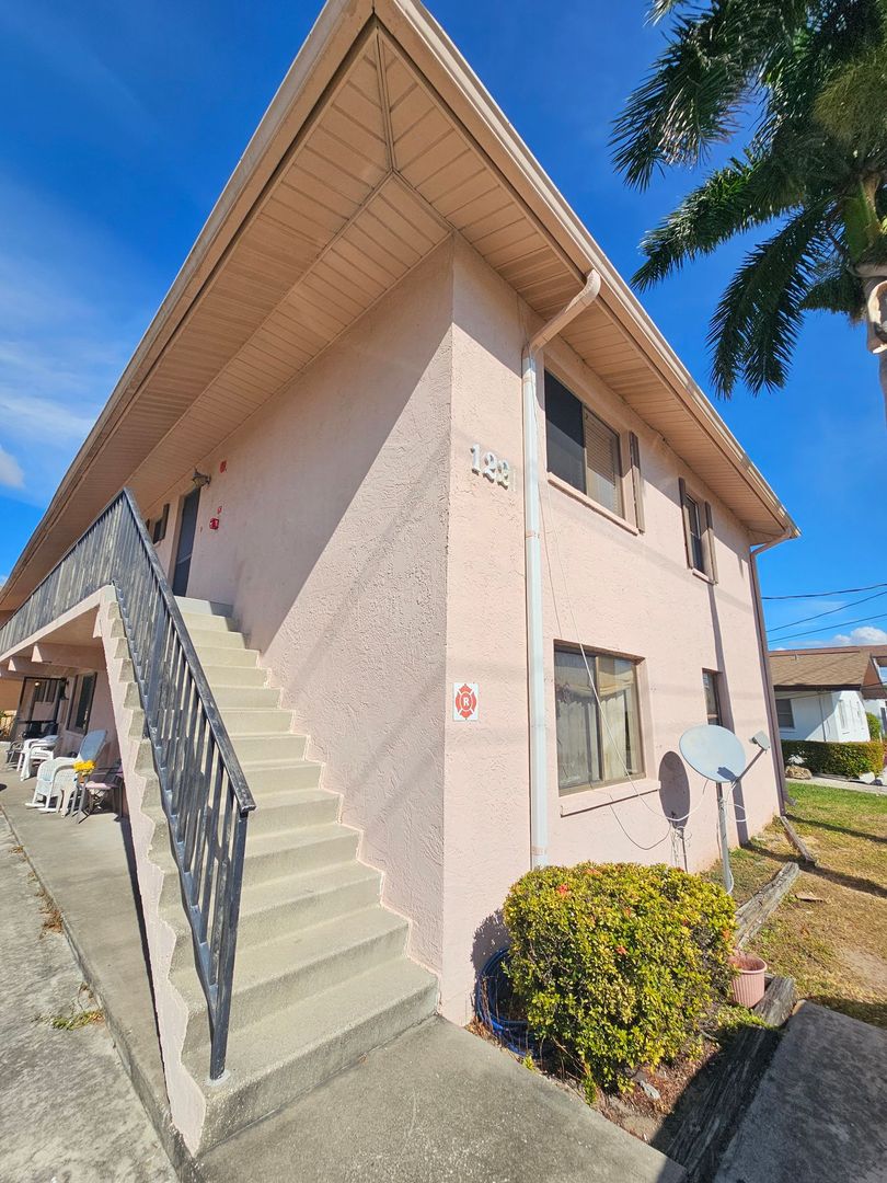 Cape Coral Apartment: A-101 1221 SE 46th Ln.