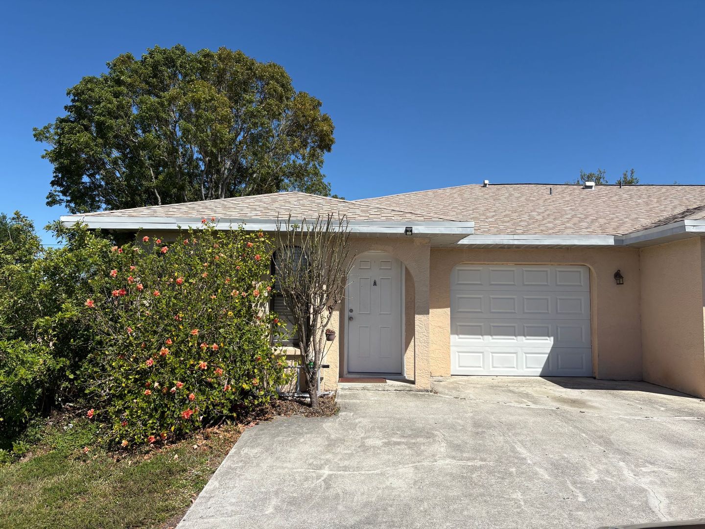 Cape Coral Apartment: 405 SE Van Loon Ter.