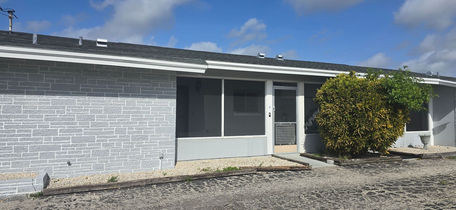 Cape Coral Apartment: 3810 SE 12th Ave.
