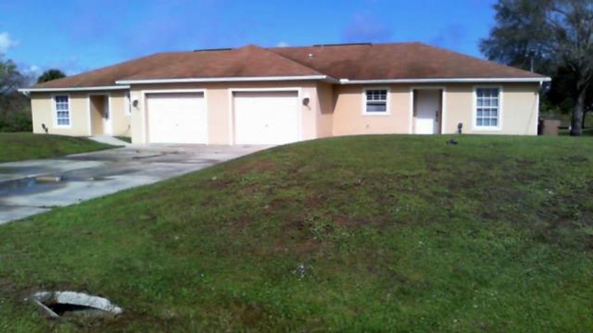 FORT MYERS House: 15423 CEMETERY ROAD