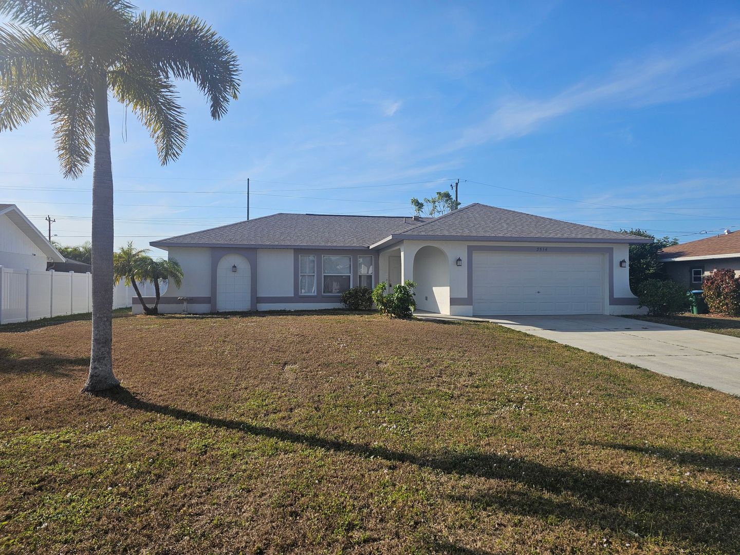 Cape Coral House: 3514 SE Santa Barbara Pl.