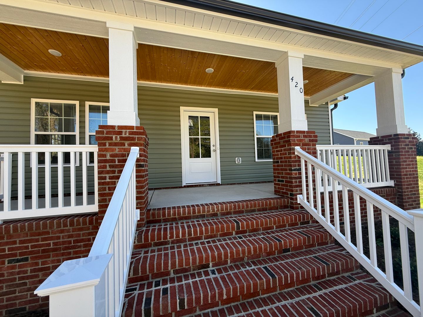 Graham House: 420 W Pine St