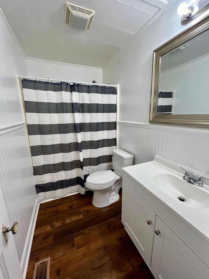 111 HIGHLAND AVE, Burlington, NC 27217