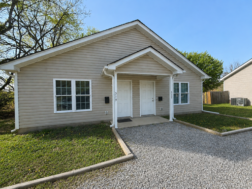 Two bedroom, 1 bath duplex in Graham