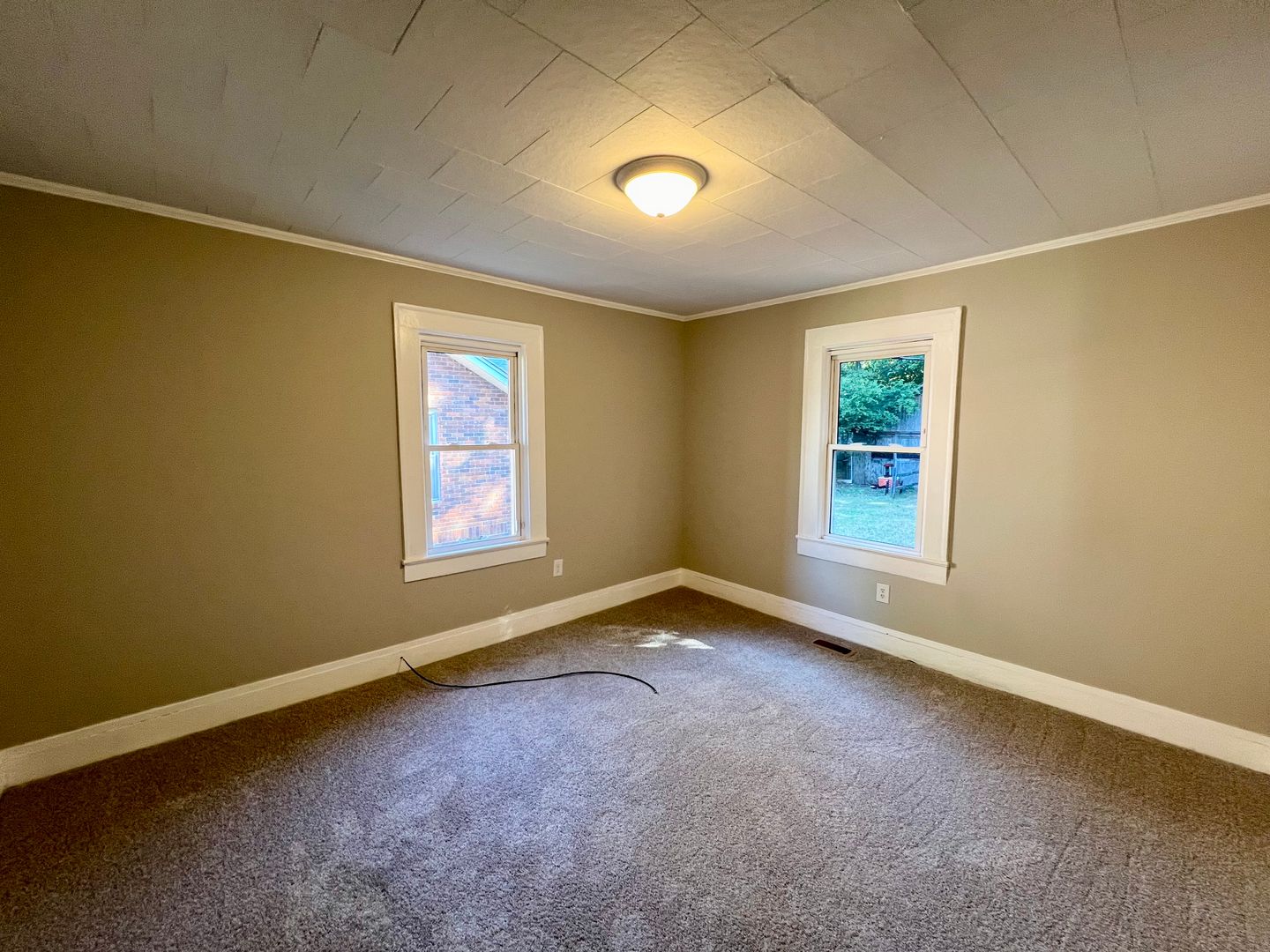 111 HIGHLAND AVE, Burlington, NC 27217