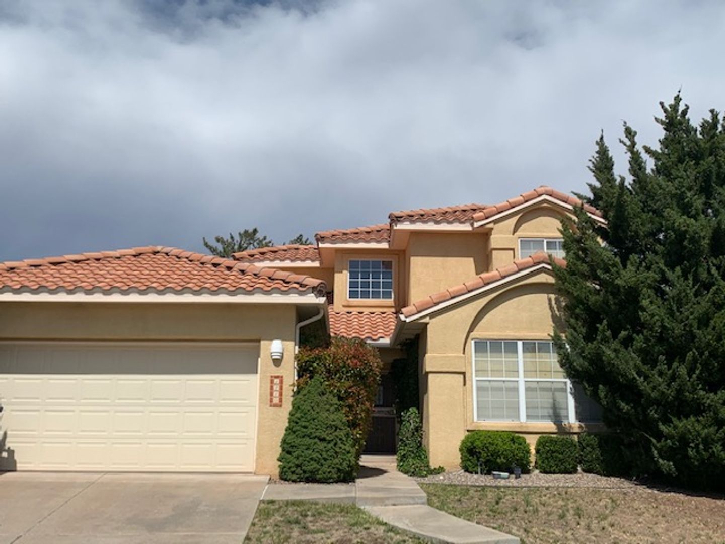 Albuquerque House: 1240 Setter NE