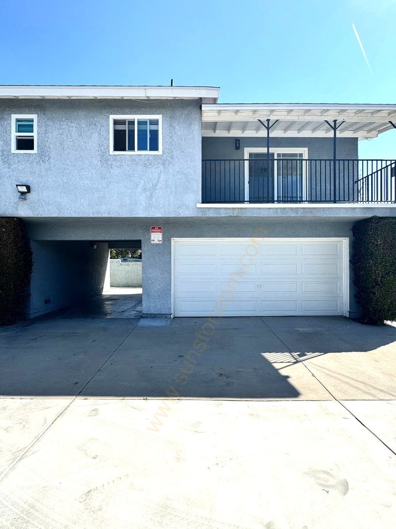 Pomona Apartment: 728 E. Grand Ave.