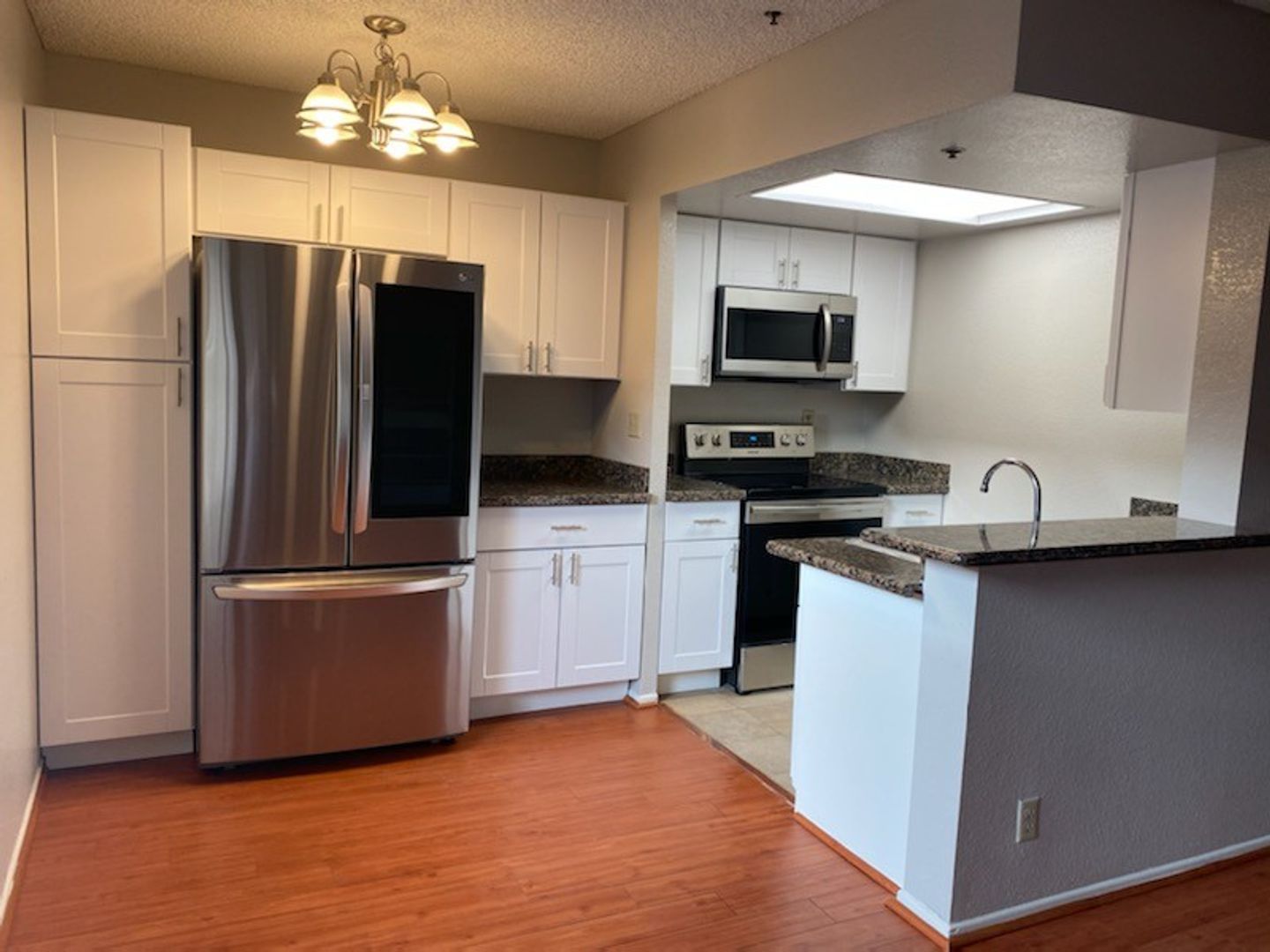 Los Angeles Apartment: 5332 Russell Avenue