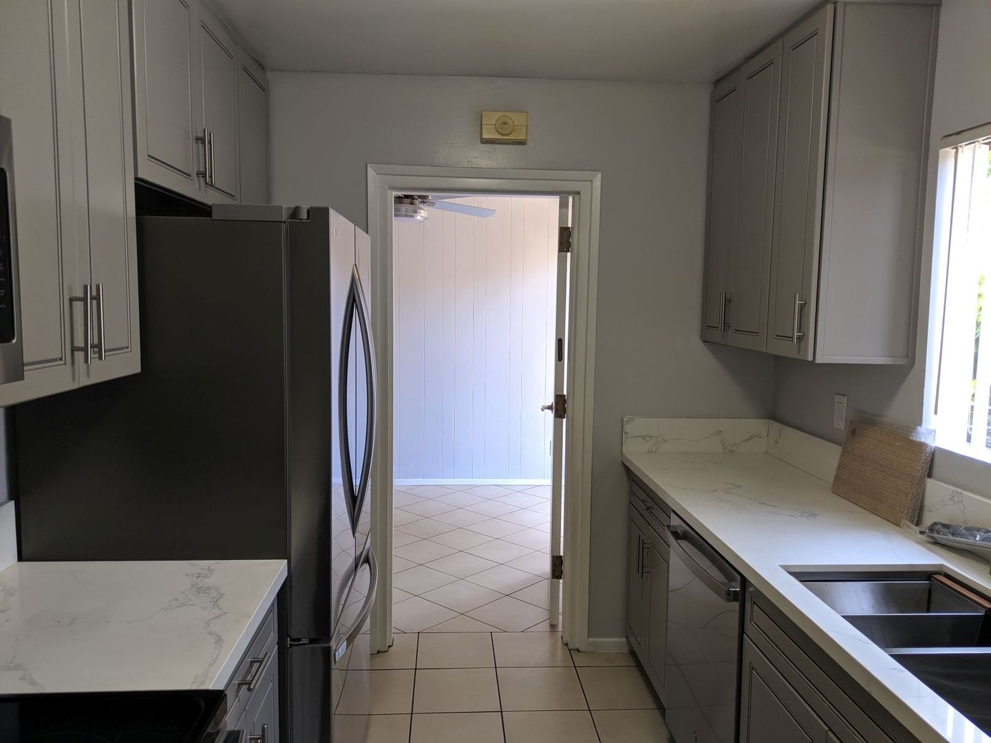 Los Angeles Apartment: 835 S Norton Ave