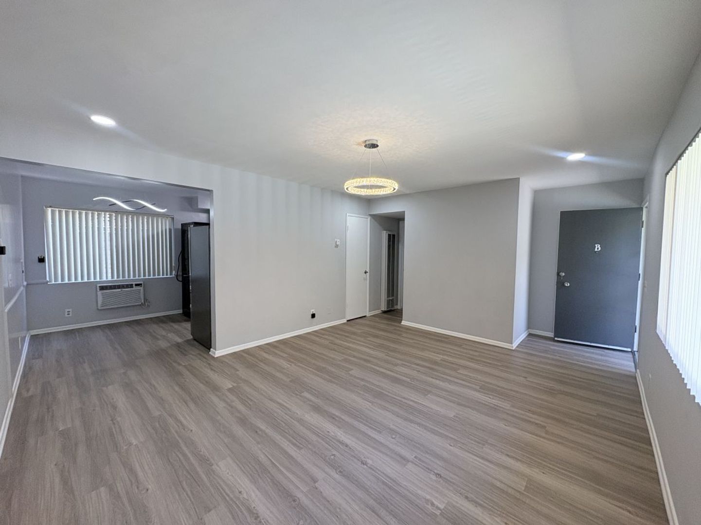 Temple City Apartment: 5945 Cloverly Avenue