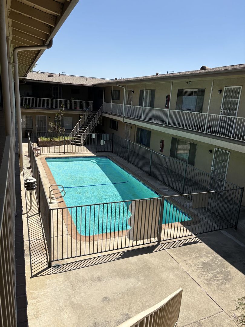 Temple City Apartment: 5931 Cloverly Ave