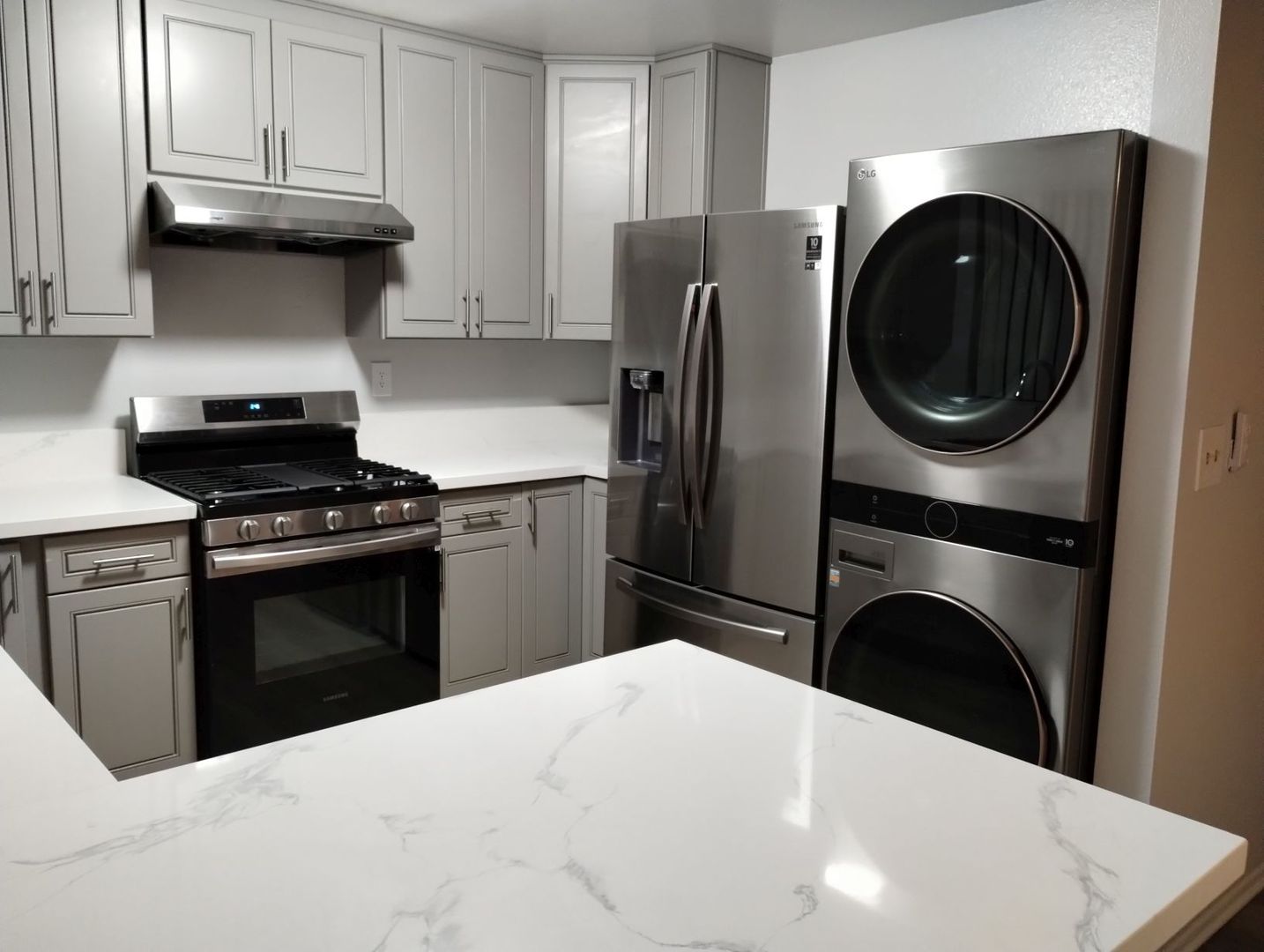 San Gabriel Apartment: 729 E Grand Ave.