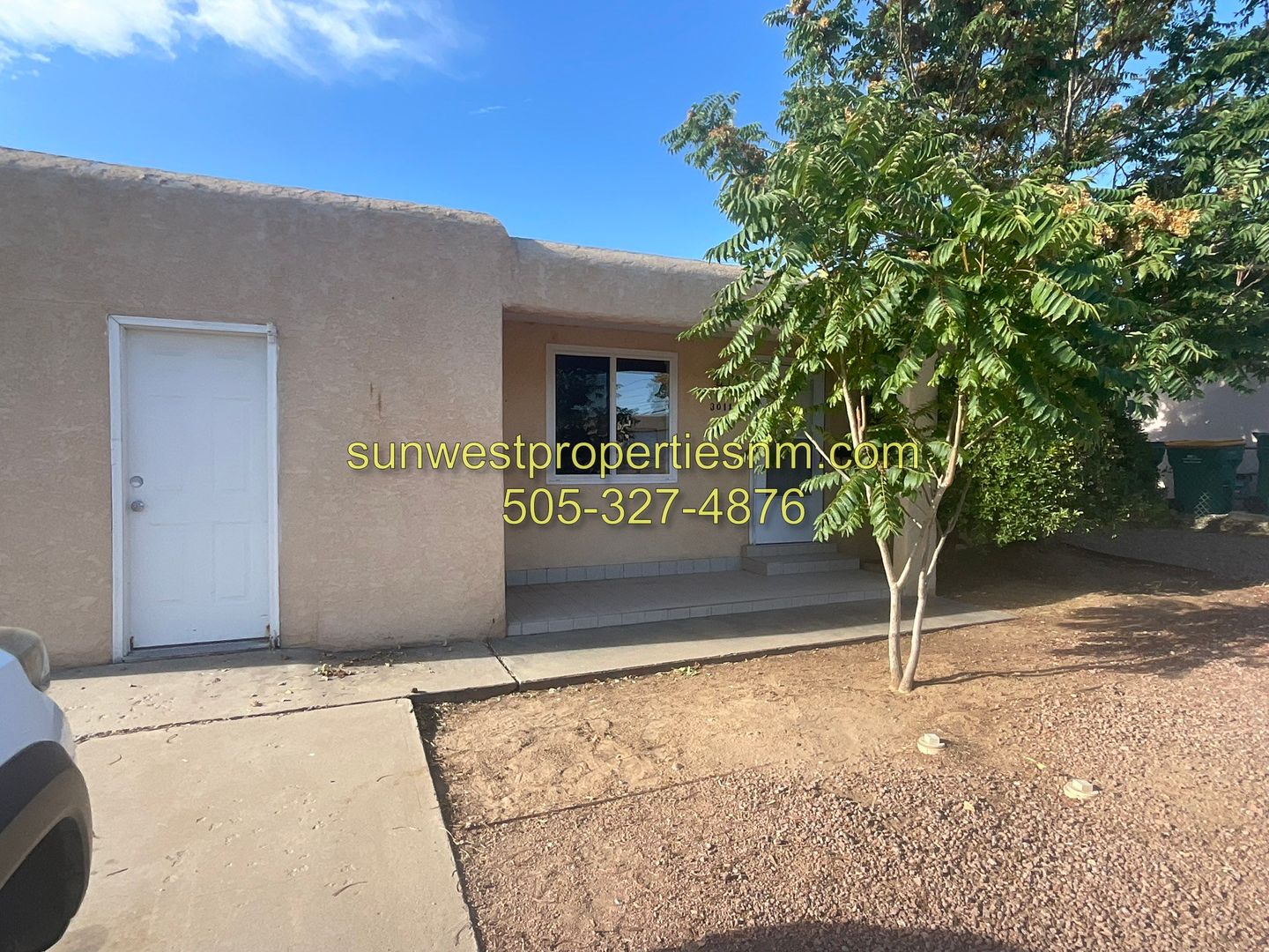 Farmington House: 3011 Edgecliff Dr.