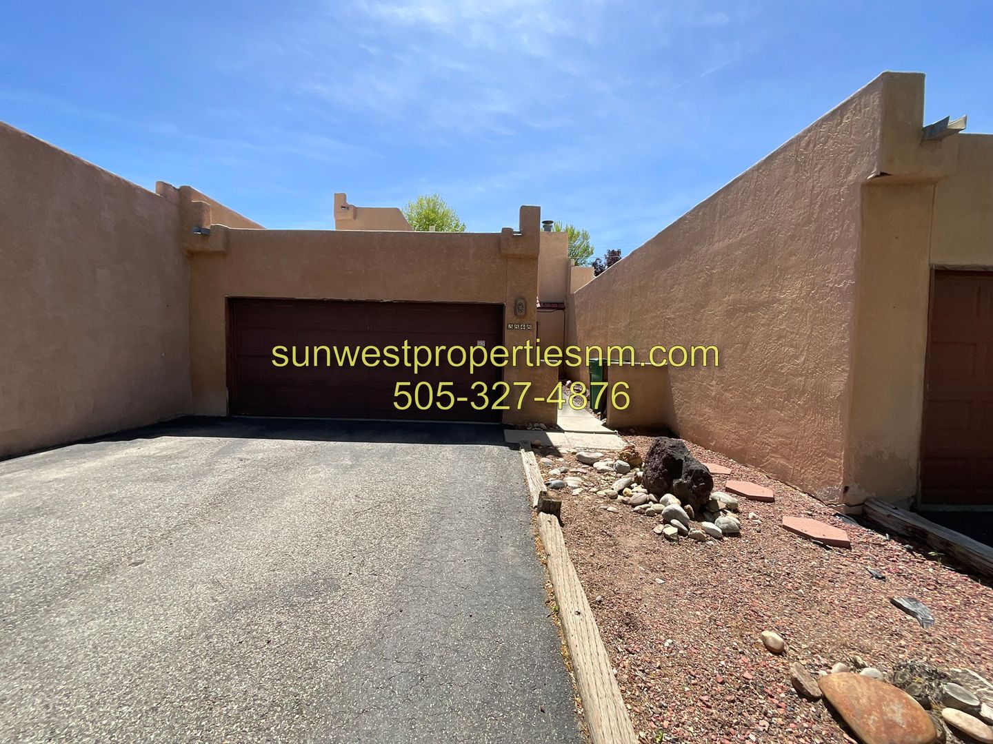 Farmington House: 3848 N. Butler