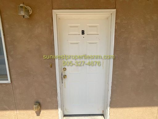2 Bed, 1 Bath Apartment on McCormick School Rd
