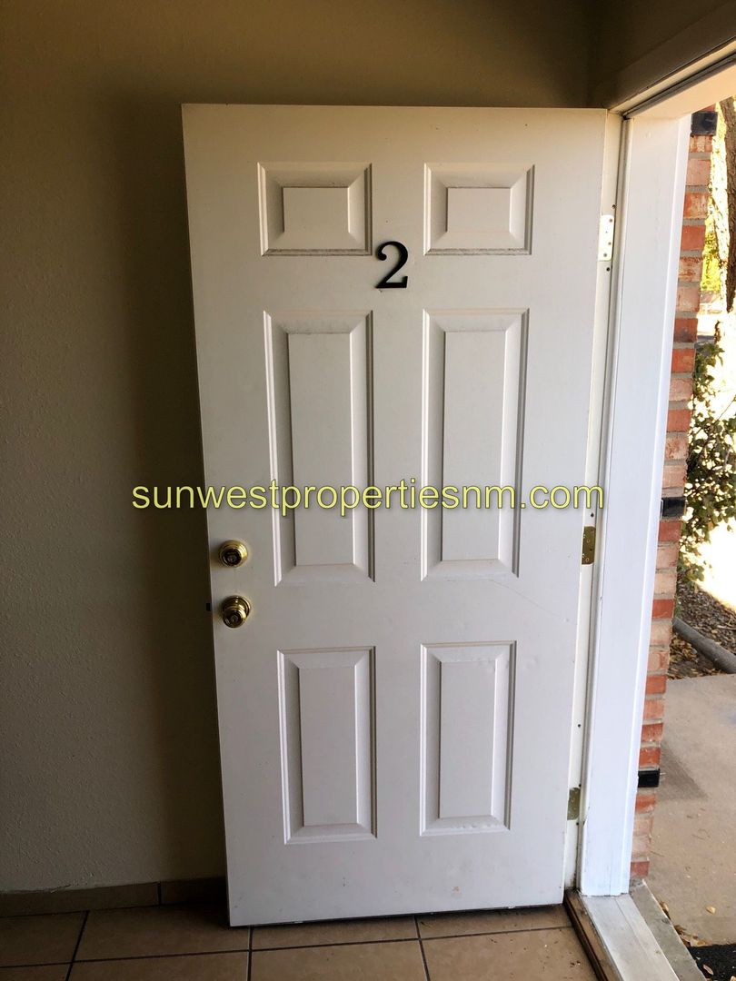 Farmington Apartment: 905 N. Tucker Ave.