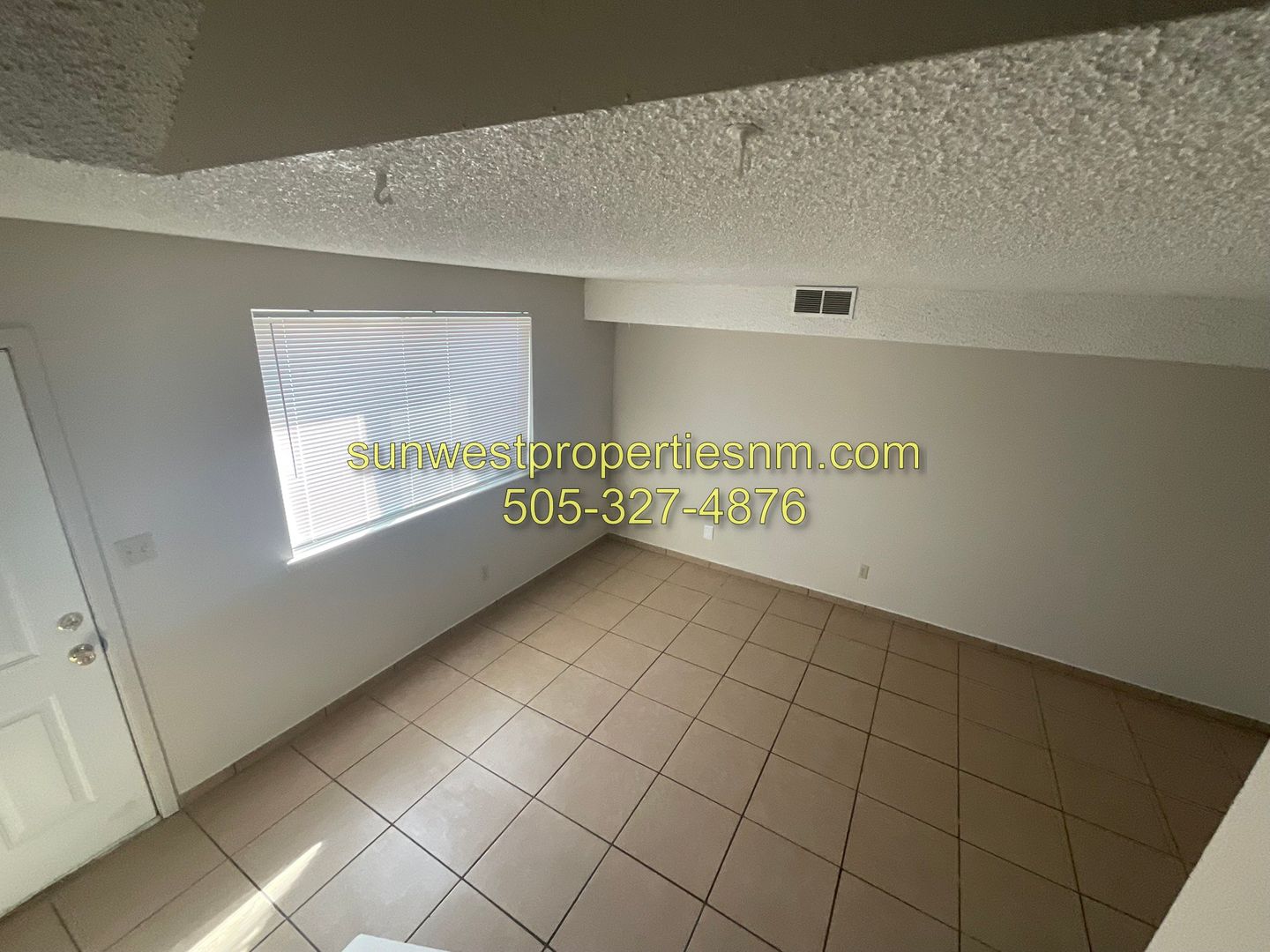 Farmington Apartment: 905 N. Tucker Ave.