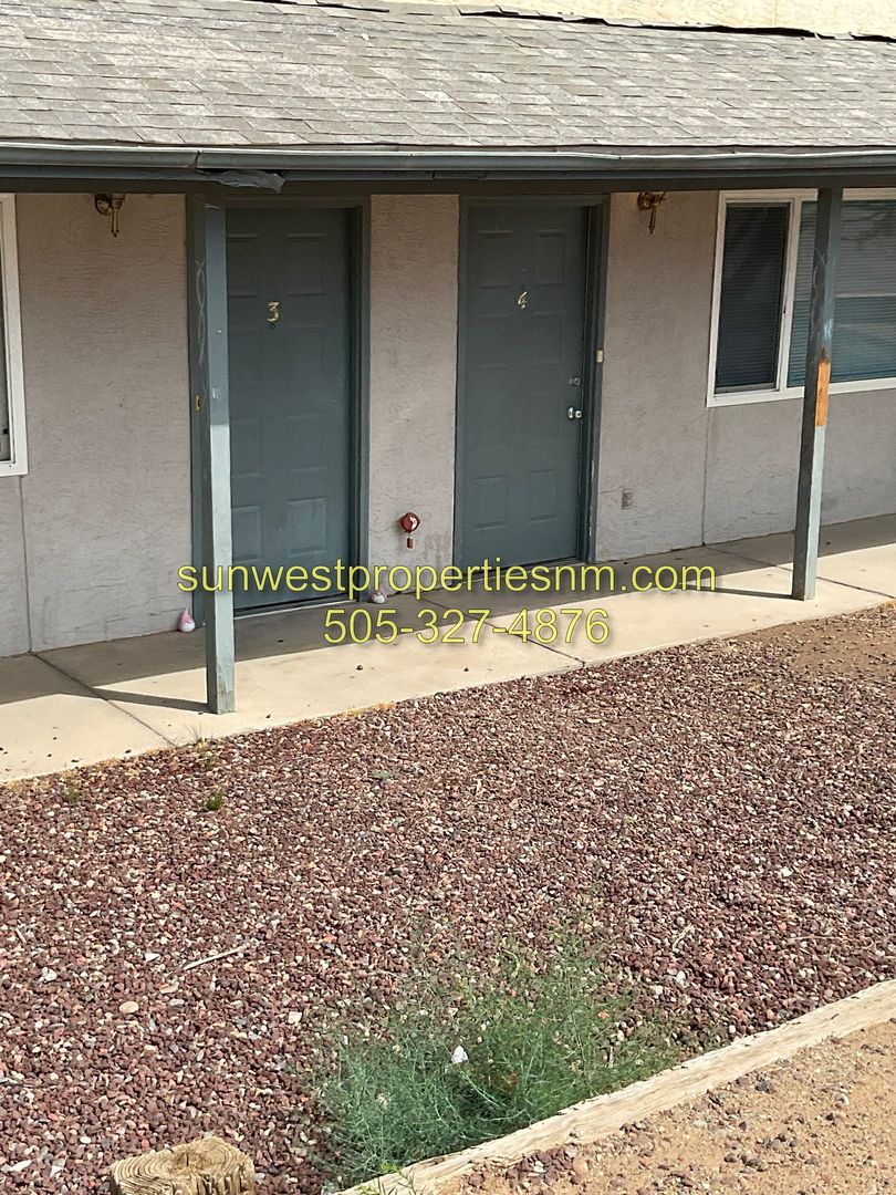 Farmington Apartment: 3706 Carlton