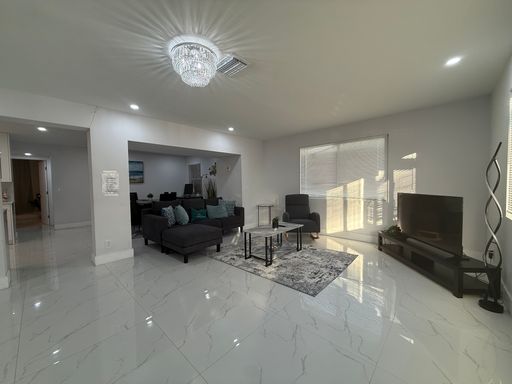 Photo of 255 Glouchester St,<br> Boca Raton, FL 33487