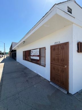 High-Traffic Corner Location | Perfect for Salon or Barber Shop