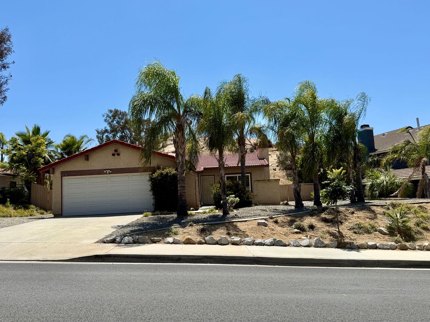 Moreno Valley House: 21781 Winding Road